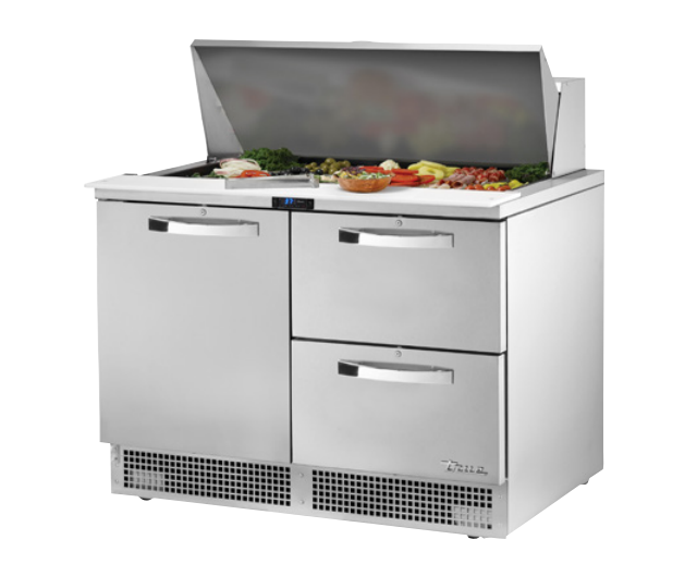 True TSSU-60-16-ADA-HC~SPEC3 Sandwich Prep Table, 603/8" Wide, 2 Doors, 4 Shelves, 16 Pans (Tops)