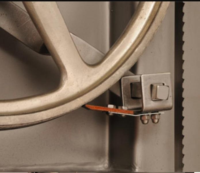 Pro-Cut KS-116-V2 Heavy-Duty Meat Band Saw, 1.5 HP, 220V