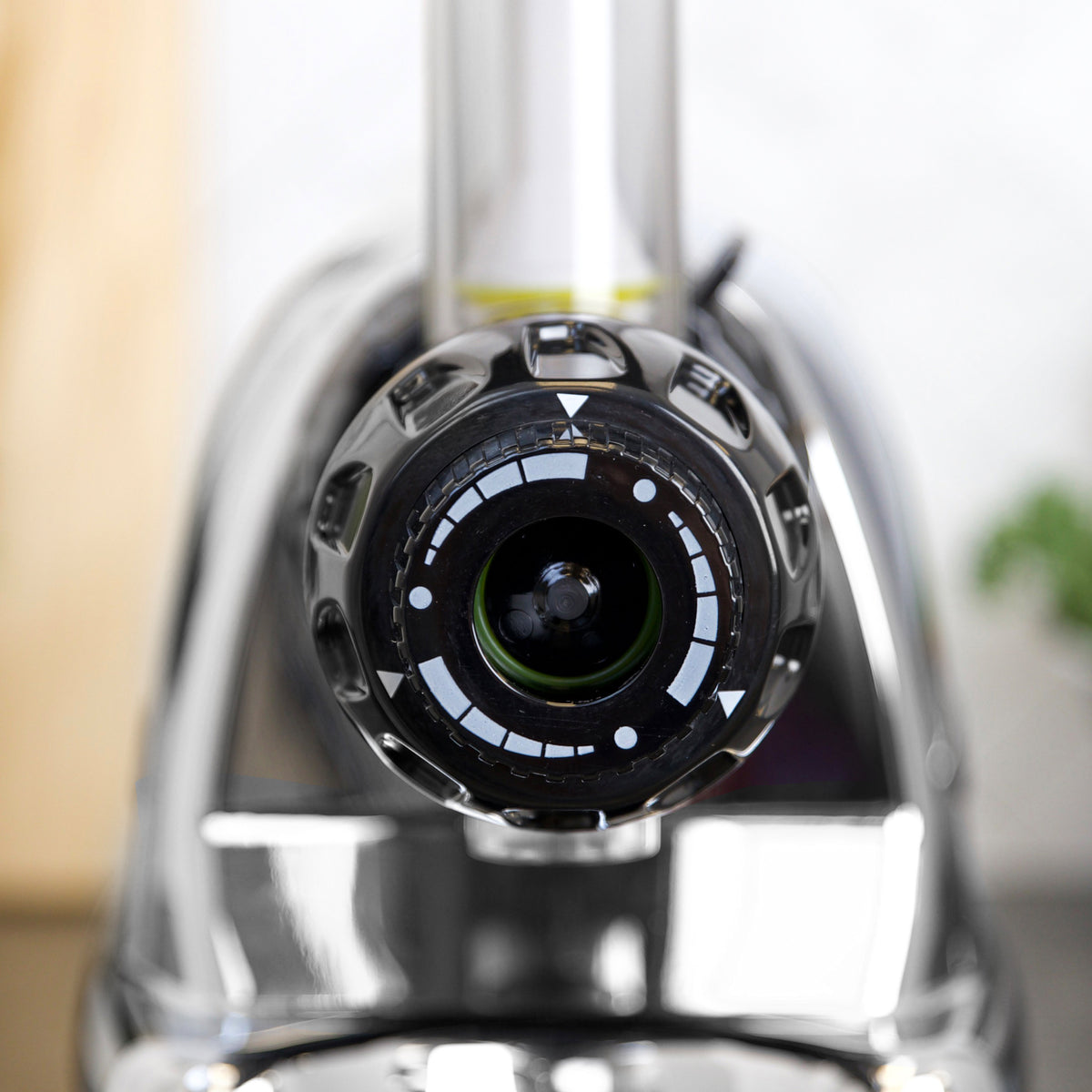 Omega J8006 J8006HDC Chrome 200-Watt Cold Press Masticating Slow Juicer With 3-Stage Auger
