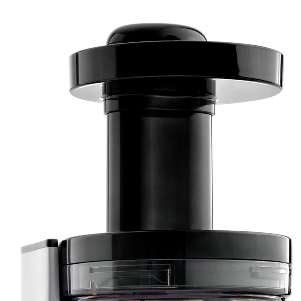 Omega VSJ843R Vertical Slow Masticating Juicer, Compact Design with Automatic Pulp Ejection, 43 RPM, 150-Watt, in Silver (VSJ843RS)