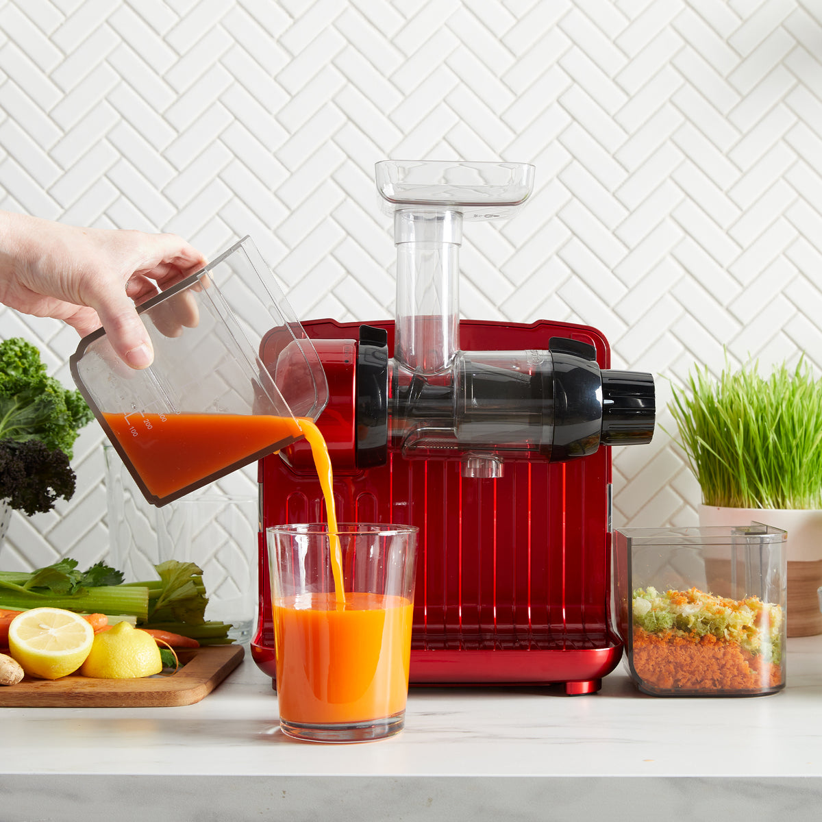 Omega JCUBE500 Cold Press 365 Masticating Slow Juicer and Nutrition System with On-Board Storage, in Red (JCUBE500RD)