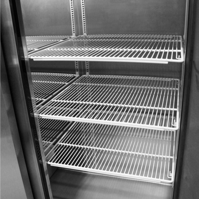 Turbo Air M3R24-1-N 1 Solid Door Top Mount Refrigerator, with Field Reversible Hinge, 21.6 Cu. Ft.