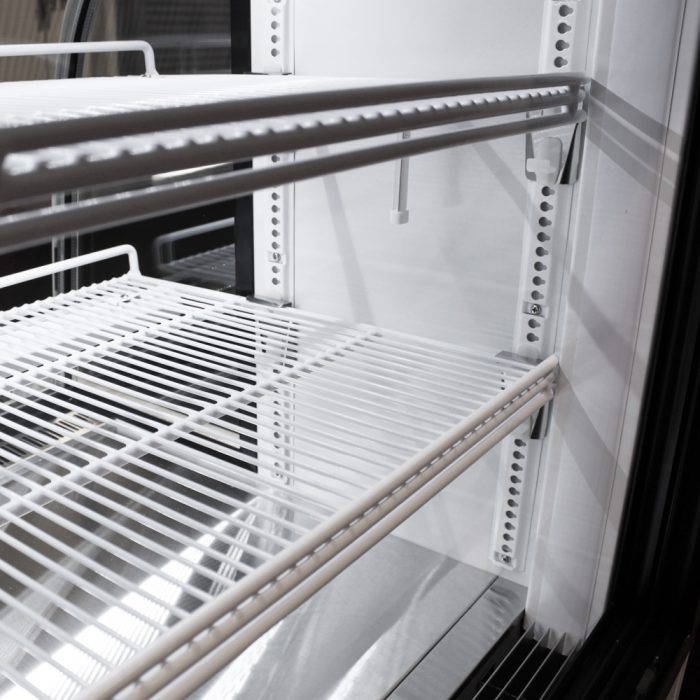 Turbo Air TCGB-36-W(B)-N 36" Refrigerated Bakery Display Case, White or Black, 11.8 Cu. Ft.