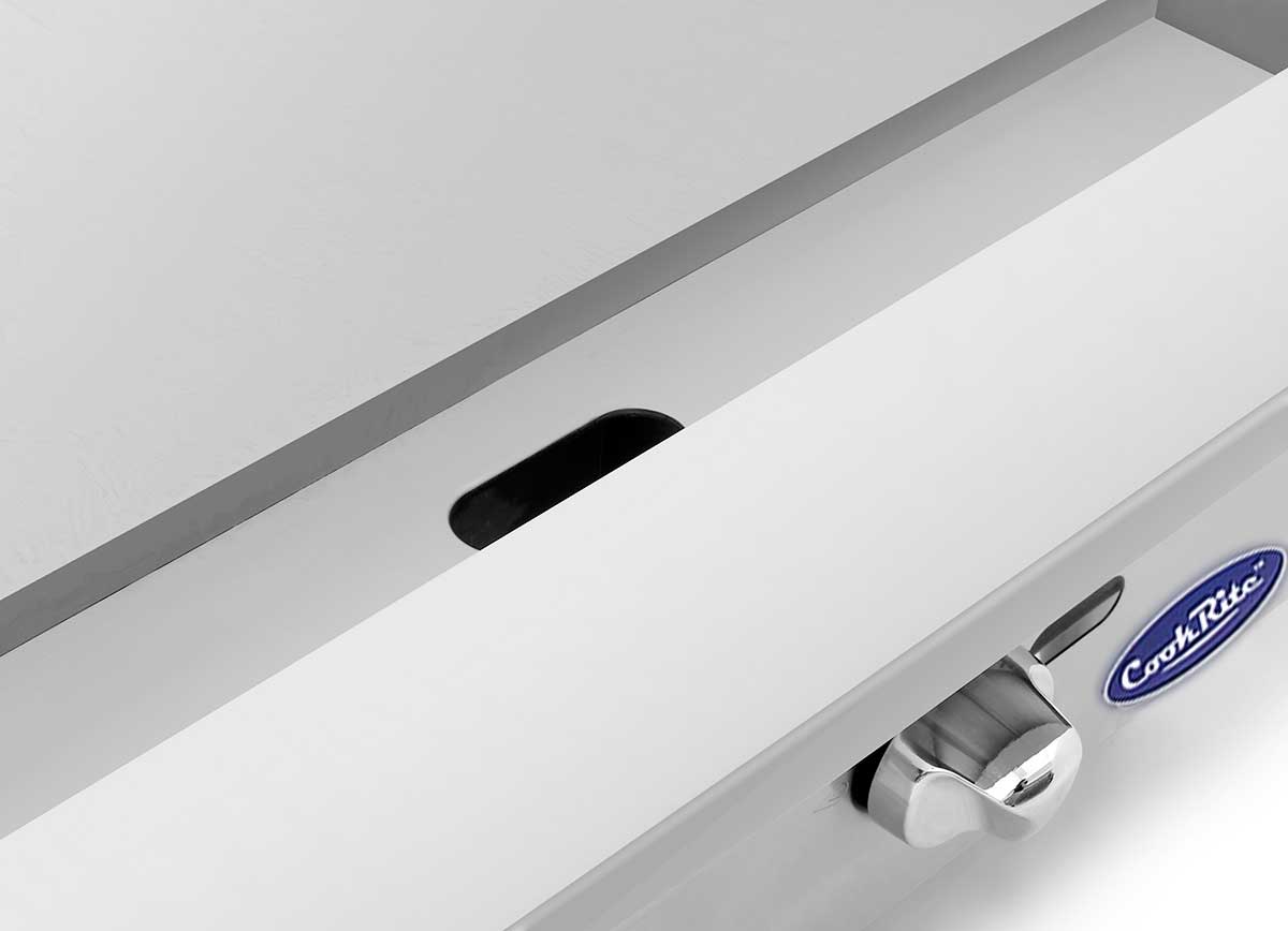 Atosa ATTG-24 24" Thermostatic Gas Griddle, 50,000 BTU, 1" Thick Griddle Plate