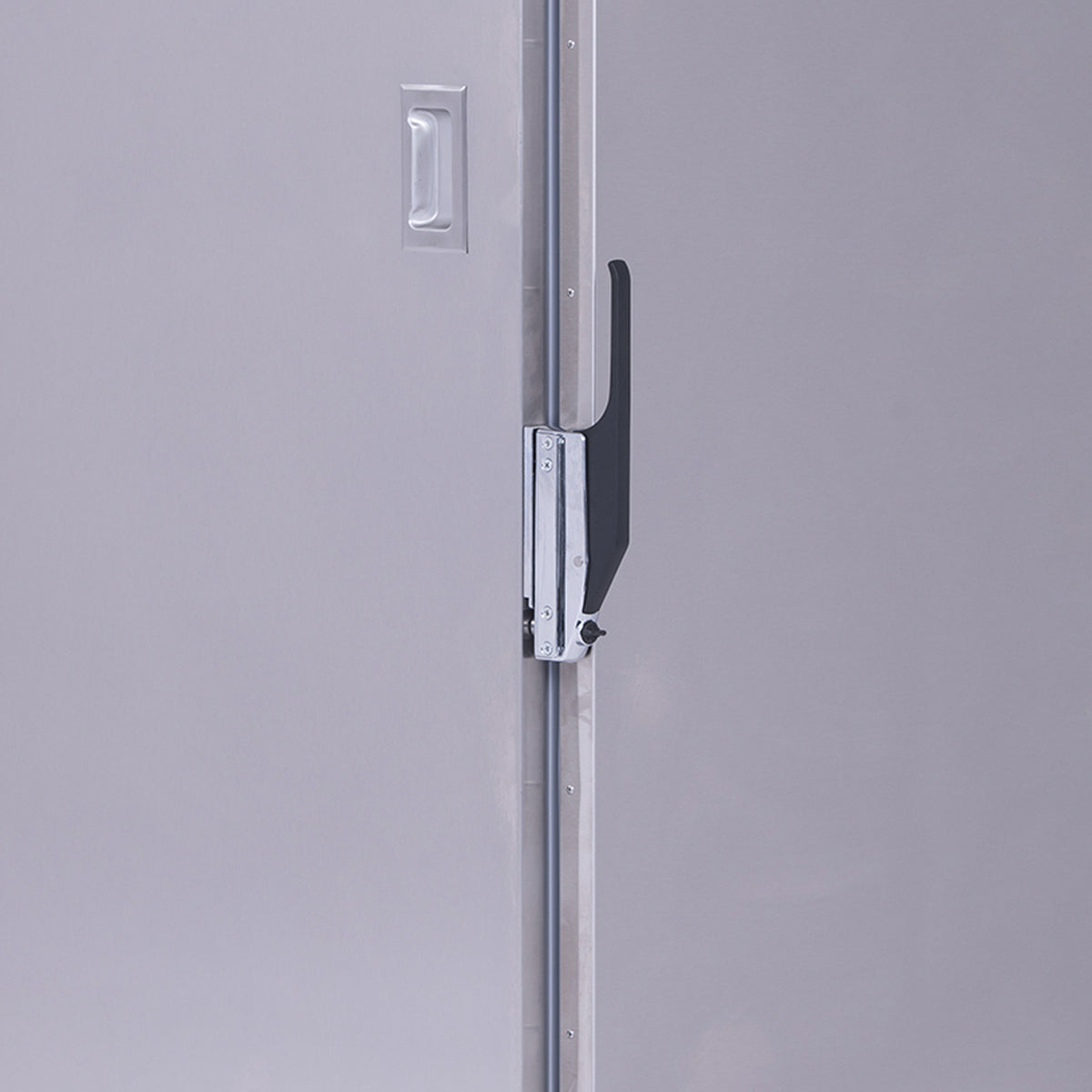 BevLes HCSS60 Climate Select 3/4 Size Humidity Controlled Insulated Heated Holding Cabinet, Universal Width, 230V, in Silver (HCSS60W94)