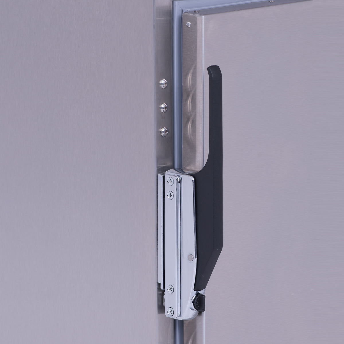 BevLes HTSS74 Temper Select Full Size Heated Holding Cabinet, Narrow Width, 115V, in Silver (HTSS74P161)