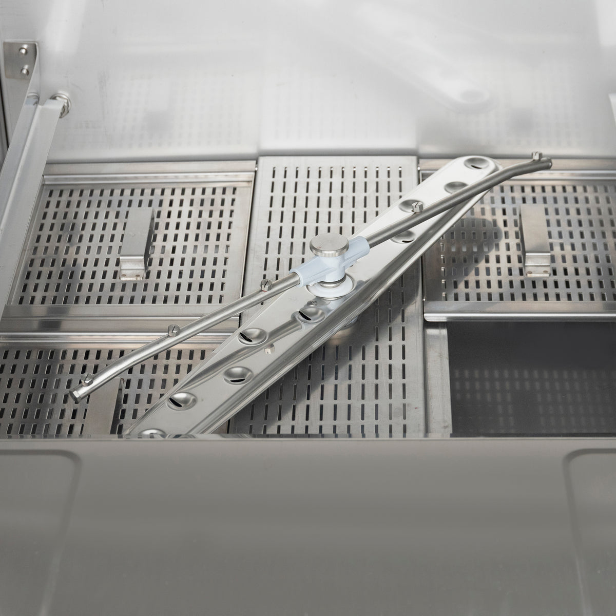 Blakeslee G-3000 Undercounter Glass Dishwasher, 23.25"W, 220-240V, 60Hz, 3 Phase, in Silver (G-3000-3)