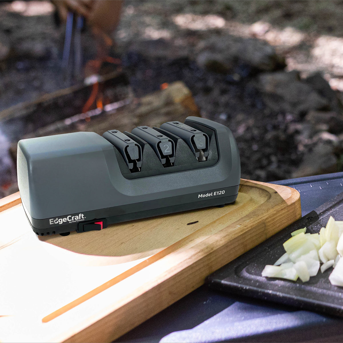 Edgecraft 120 Professional Electric Knife Sharpener, 3-Stage 20-Degree Trizor, in Gray (SHE120GY11)