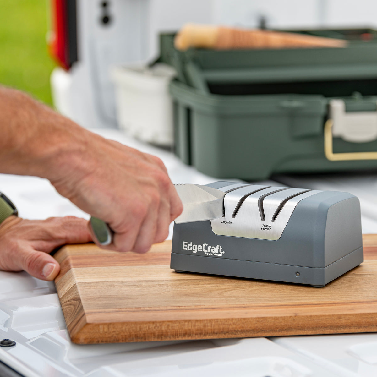 Edgecraft EDCB220 Rechargeable Two-Stage DC 220 Electric Knife Sharpener, for Most Outdoor and Household Knives, in Ice Gray (SHE22BGY11)