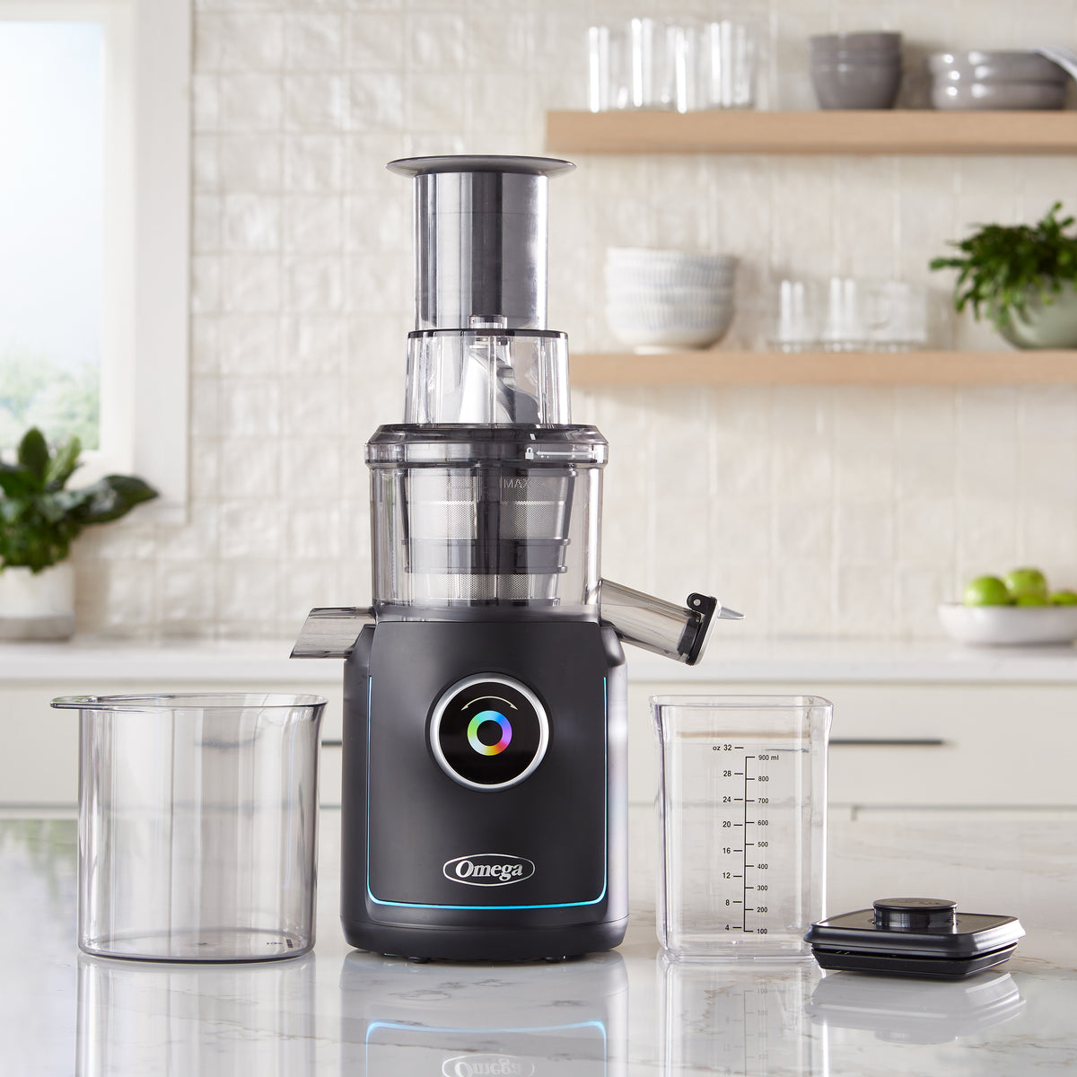 Omega OMSMVT Self Feeding Juicer, Wide Mouth, Intellidial Technology