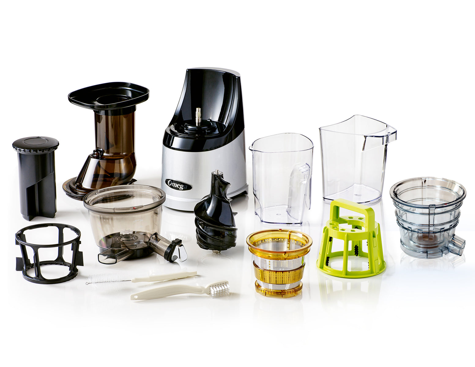 Omega MMV700 MegaMouth Compact Masticating Vertical Juicer, 240W Low-Speed Single Stage Auger, in Silver (MMV700S)