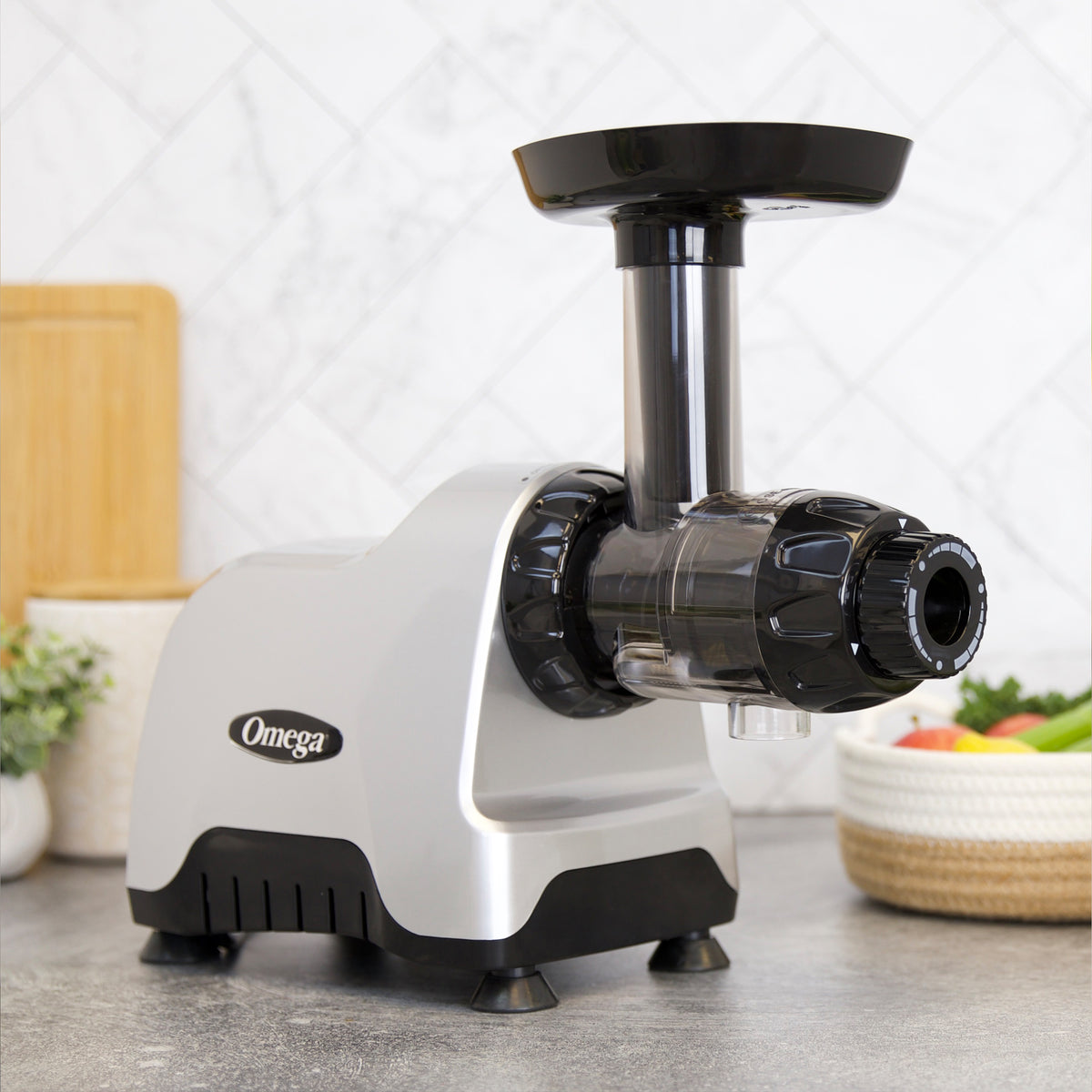 Omega CNC80 Cold Press Masticating Juicer and Nutrition System, Compact Juicer with 3-Stage Auger, in Silver (CNC80S)