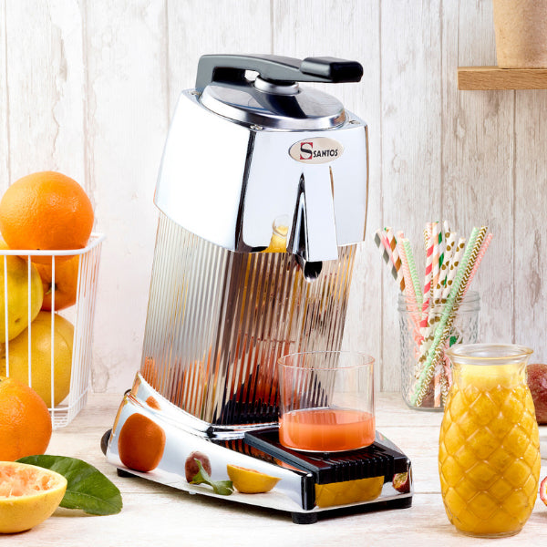 Omcan 48111 SANTOS #10 Santos #10 Citrus Juice Extractor with Lever, Black, 260W