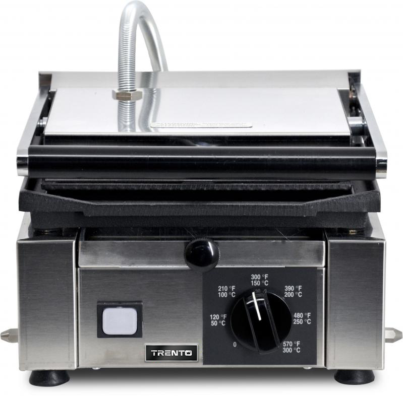 Omcan PG-IT-0483 10 x 9 In. Panini Grill, Ribbed Top and Smooth Bottom, Cast Iron, 1700W, 120V