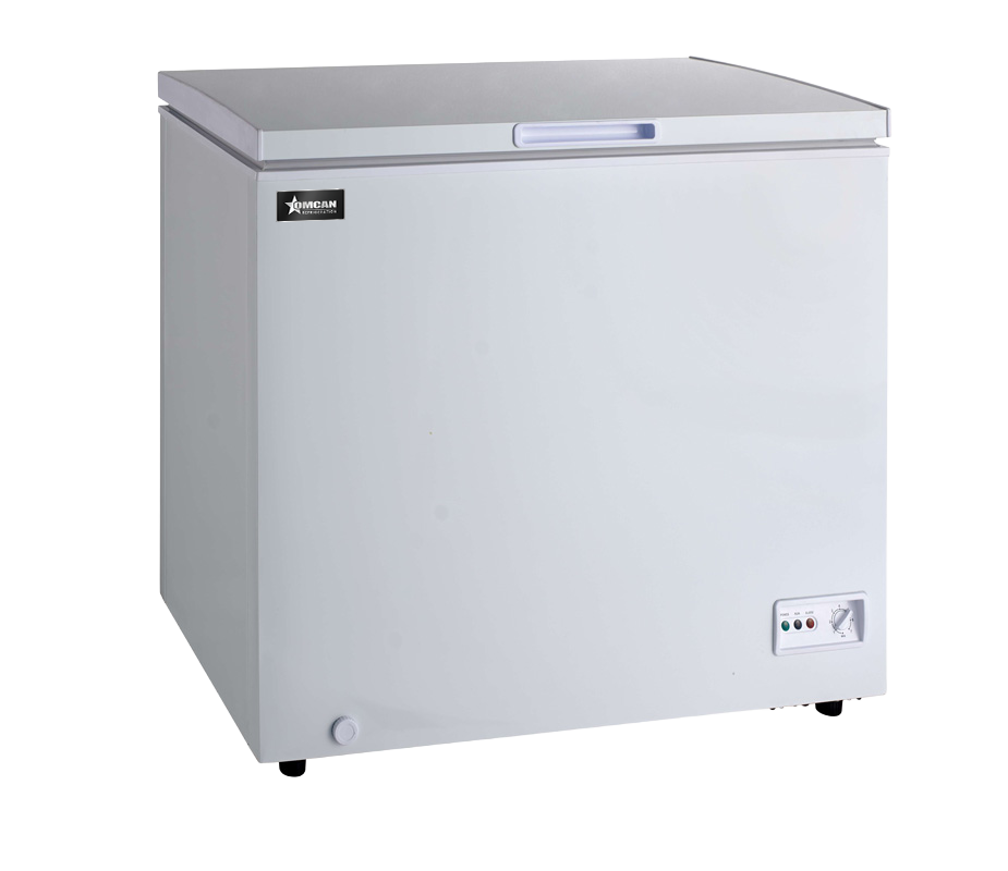 Omcan FR-CN-0192 37 In. Chest Freezer, 6.7 Cu. Ft., R600a Refrigerant, Precoated Steel Interior