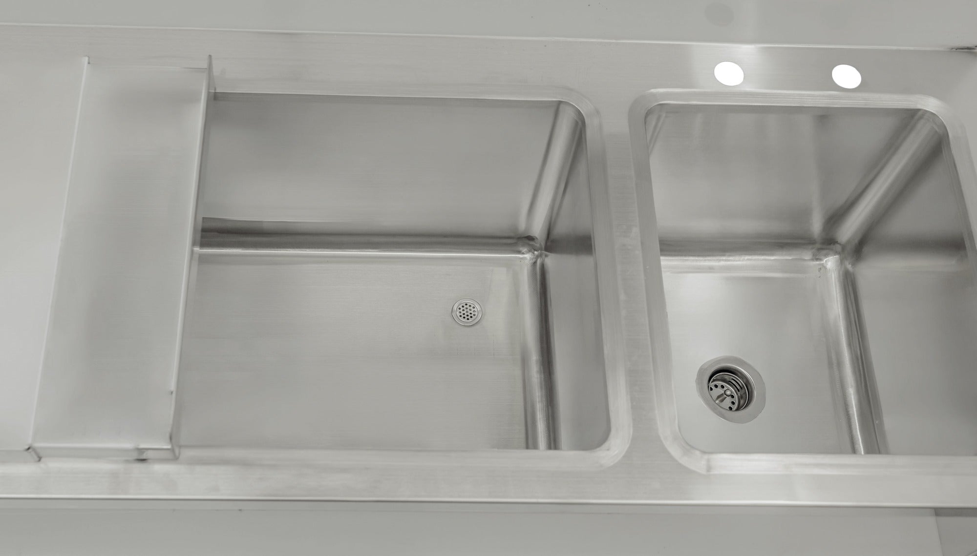 Omcan 48138 48 In. Cocktail Mix Unit, 32 In. Ice Bin with Sliding Cover, Wet Waste Sink, Speed Rail