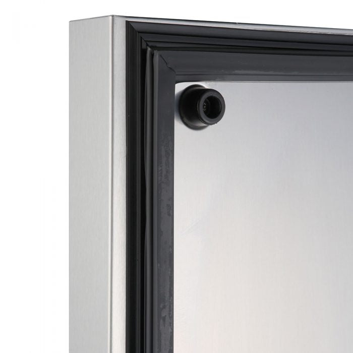 Turbo Air TSR-23SD-N6 1 Solid Door Refrigerator, Bottom Mount, 19.0 Cu. Ft.