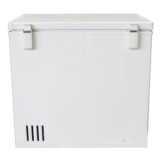 Maxx Cold MXSH5.2SHC Select Series Compact Chest Freezer with Solid Top, 30.4"W, 5.2 cu. ft. Storage Capacity, Locking Lid, White - TheChefStore.Com