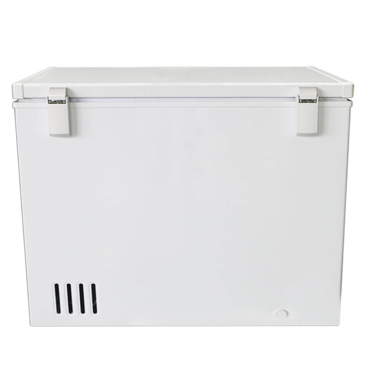 Maxx Cold MXSH7.0SHC Select Series Compact Chest Freezer with Solid Top, 37.8"W, 7 cu. ft. Storage Capacity, Locking Lid, White - TheChefStore.Com
